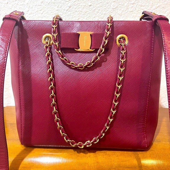 Authentic Salvatore Ferragamo 3 way handbag - Free shipping - Picture 1 of 14